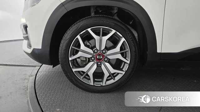 Kia Seltos id 4403007 из Кореи 15
