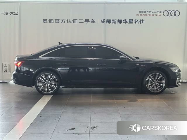 Audi A6L id 4341696 из Китая 14