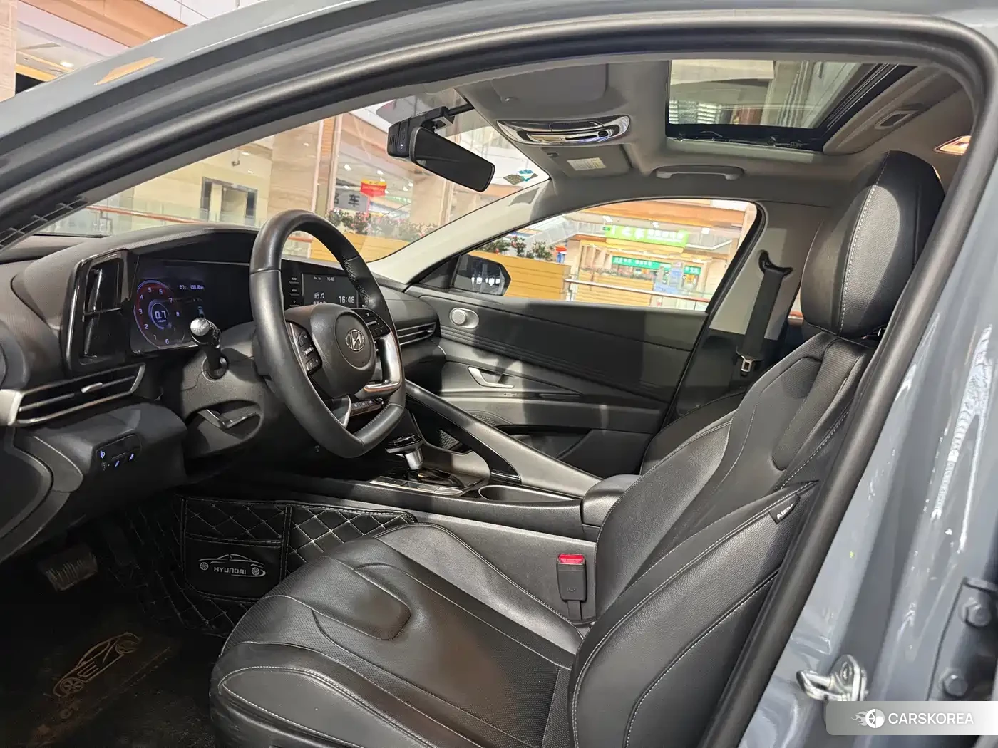 Hyundai Elantra 2023 Silver/gray из Китая, фото 5