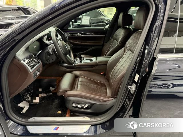 BMW 7 series 2021 Черный из Китая, фото 5
