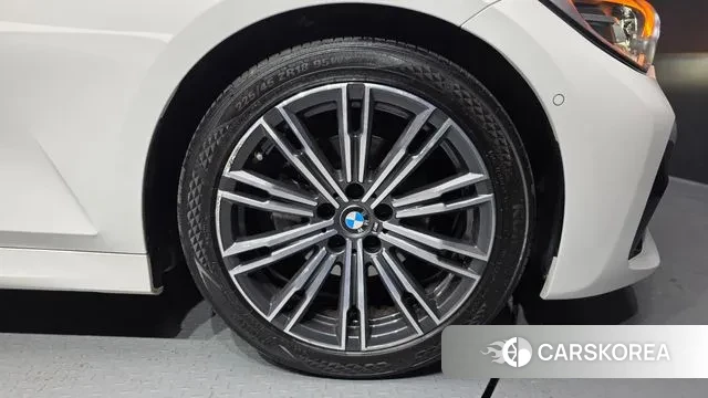 BMW 3 Series (G20) id 3771688 из Кореи 15