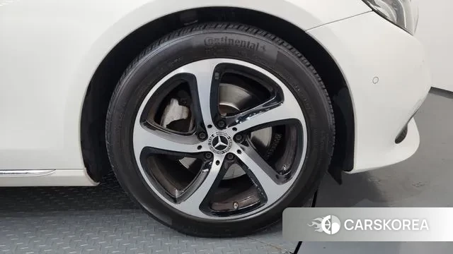 Mercedes-Benz E-Class W213 id 3703257 из Кореи 15