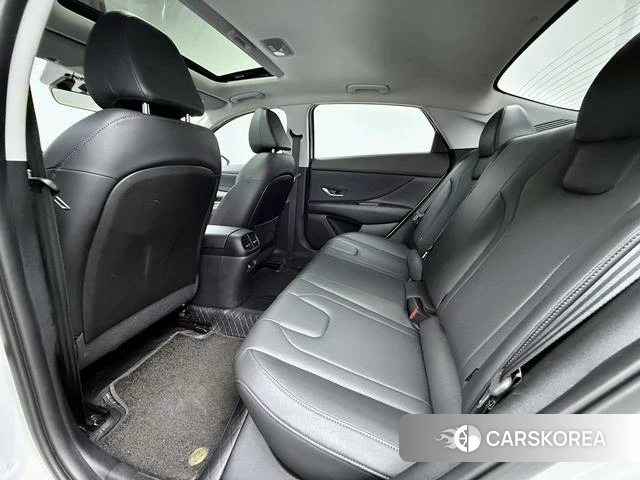 Hyundai Elantra id 4262130 из Китая 10