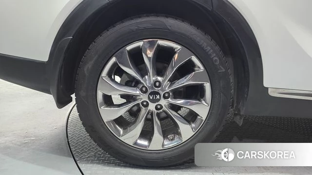 Kia The New Sorento id 4397860 из Кореи 25