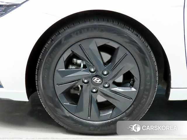 Hyundai Avante (CN7) id 3953498 из Кореи 15