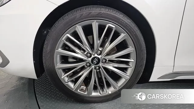 Hyundai Grandeur IG id 3661964 из Кореи 15