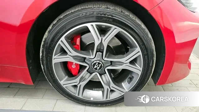 Kia Stinger id 3608221 из Кореи 15