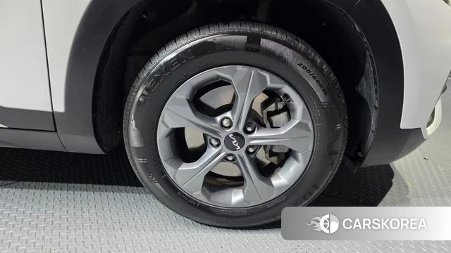 Kia Seltos id 3806421 из Кореи 15