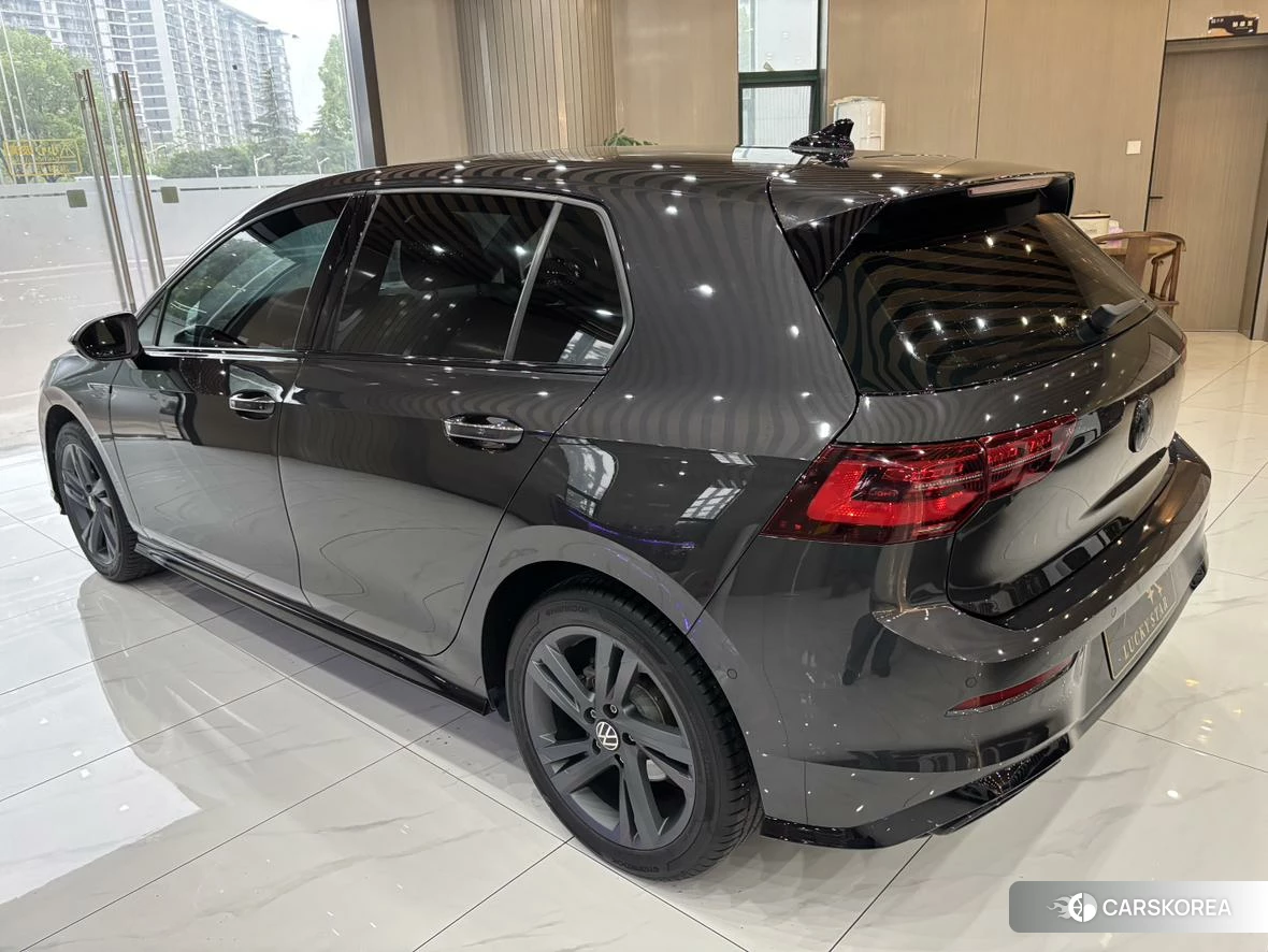 Volkswagen Golf id 4498856 из Китая 17