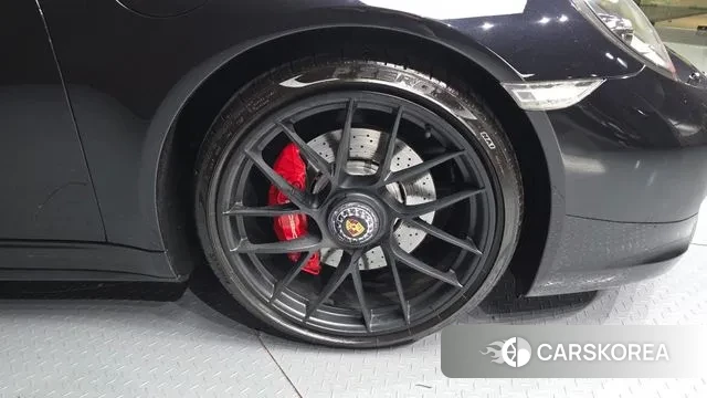 Porsche 911 id 3742936 из Кореи 15