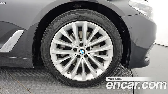 BMW 5 Series (G30) id 2808655 из Кореи 15