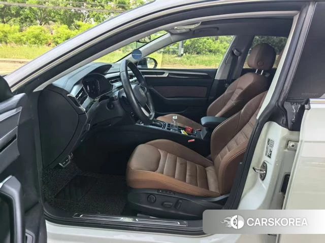 Volkswagen CC 2022 Белый из Китая, фото 5