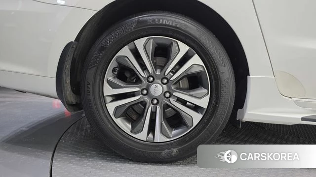 Kia The New Carnival id 3899737 из Кореи 15