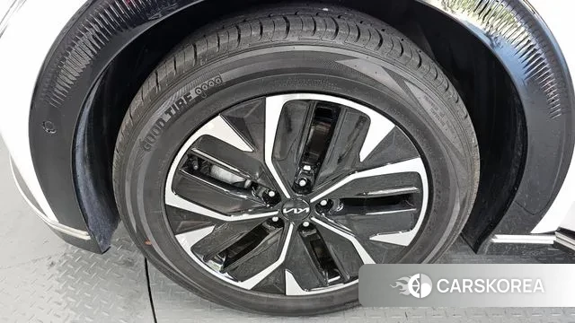 Kia EV6 id 3137508 из Кореи 15