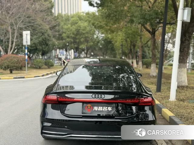 Audi A7 2023 Черный из Китая, фото 5