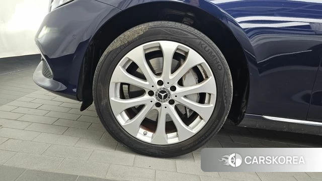 Mercedes-Benz E-Class W213 id 4471729 из Кореи 30