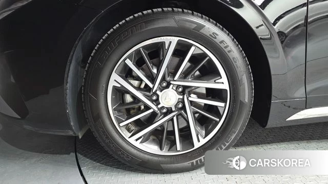 Hyundai The New Grandeur IG id 4624240 из Кореи 29