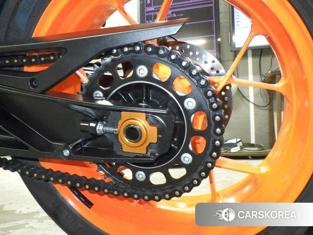 KTM 890 DUKE R id 3957894 из Японии 31