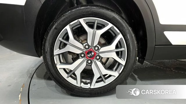 Kia Seltos id 3904796 из Кореи 15