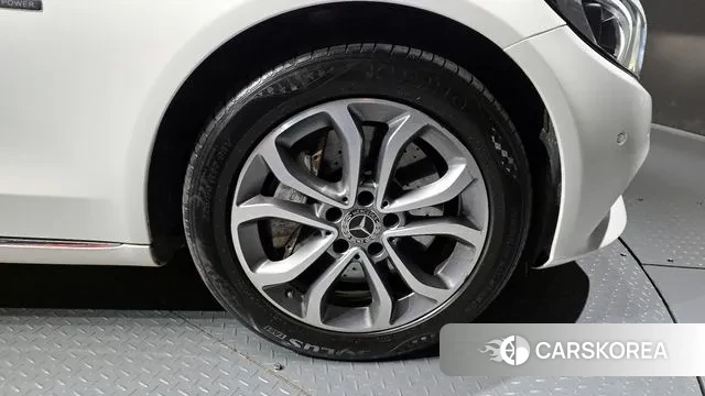 Mercedes-Benz C-Class W205 id 3766514 из Кореи 15