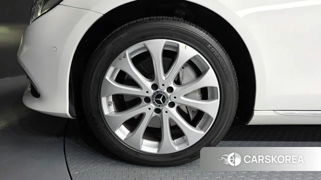 Mercedes-Benz E-Class W213 id 4331297 из Кореи 15