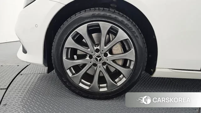 Mercedes-Benz E-Class W213 id 3547671 из Кореи 15