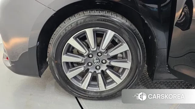 Toyota Sienna id 3061007 из Кореи 15