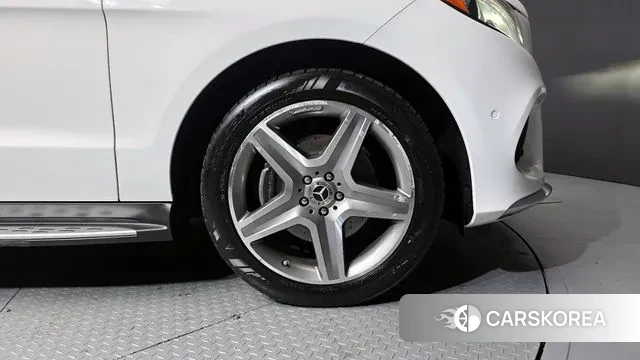 Mercedes-Benz GLE - Class W166 id 3647202 из Кореи 15