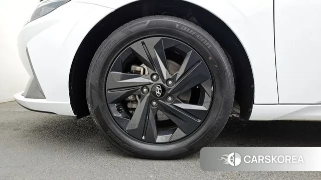 Hyundai Avante Hybrid (CN7) id 3478186 из Кореи 15