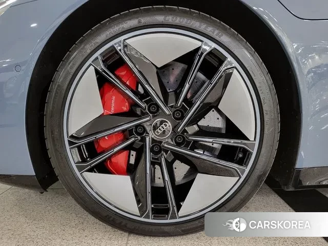 Audi RS e-Tron GT id 3420900 из Кореи 14