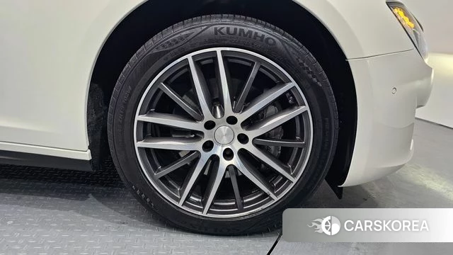 Maserati Ghibli id 3866571 из Кореи 15