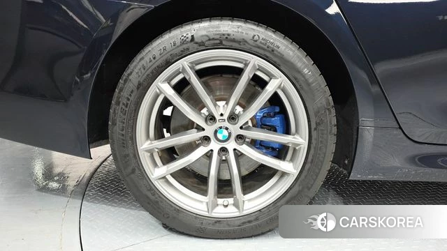 BMW 5 Series (G30) id 3917480 из Кореи 15