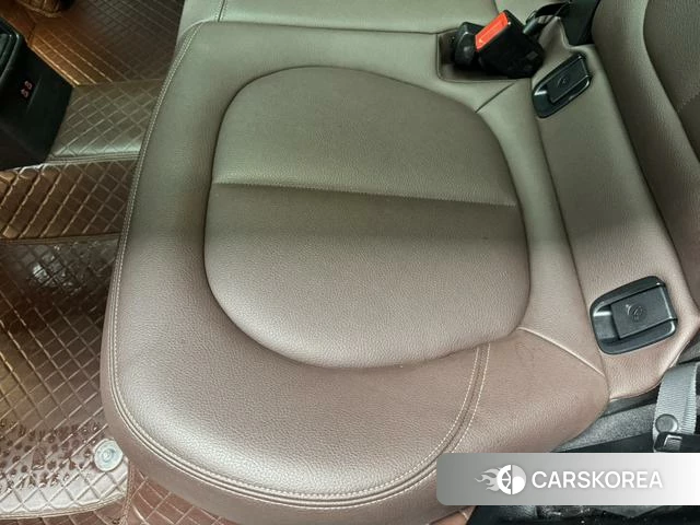 BMW X1 id 4380392 из Китая 21