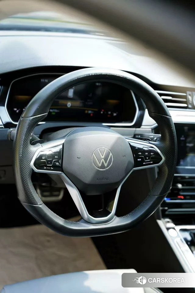 Volkswagen Magotan id 4236587 из Китая 9