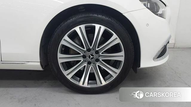 Mercedes-Benz E-Class W213 id 3914700 из Кореи 12