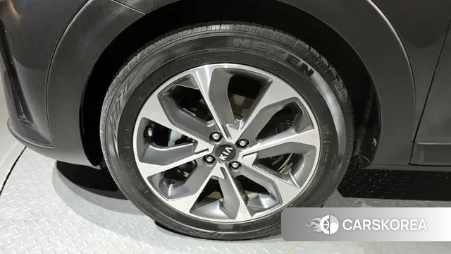 Kia Stonic id 3039595 из Кореи 15