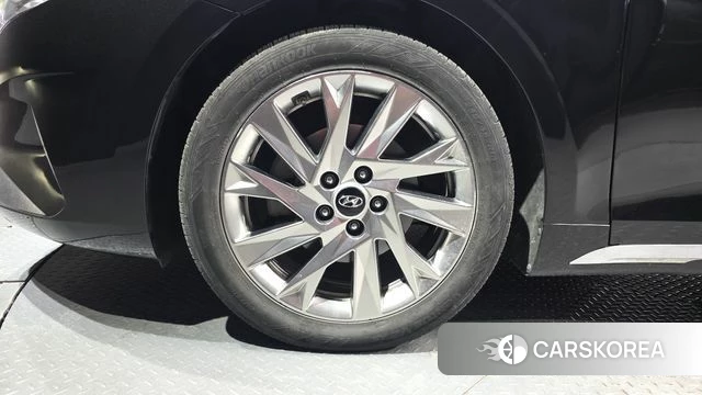 Hyundai The New Grandeur IG Hybrid id 3844105 из Кореи 15