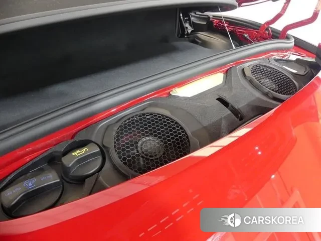 Porsche 911(992) id 3716329 из Кореи 15