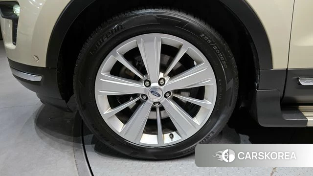 Ford Explorer id 3911809 из Кореи 15