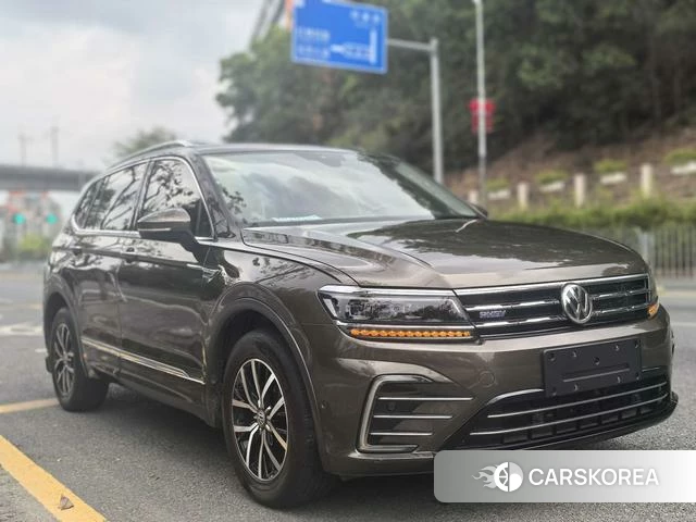 Volkswagen Tiguan L PHEV id 4213021 из Китая 17
