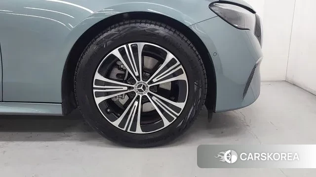 Mercedes-Benz E-Class W214 id 3575954 из Кореи 15