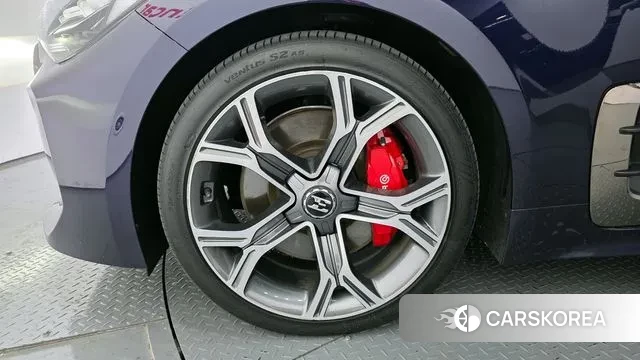 Kia Stinger id 3060935 из Кореи 15