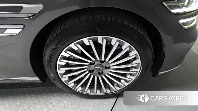 Genesis Electrified G80 (RG3) id 3426631 из Кореи 15