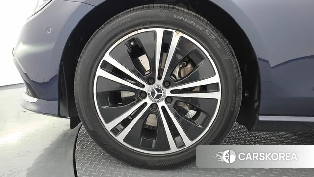 Mercedes-Benz E-Class W213 id 4541728 из Кореи 29