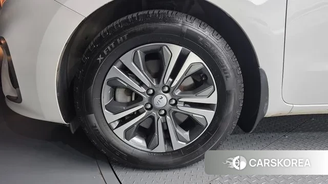 Kia The New Carnival id 3391216 из Кореи 15