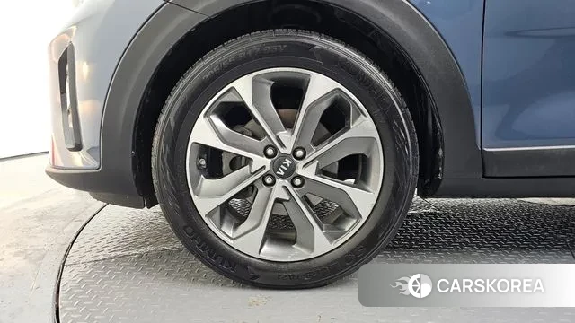 Kia Stonic id 3557980 из Кореи 15