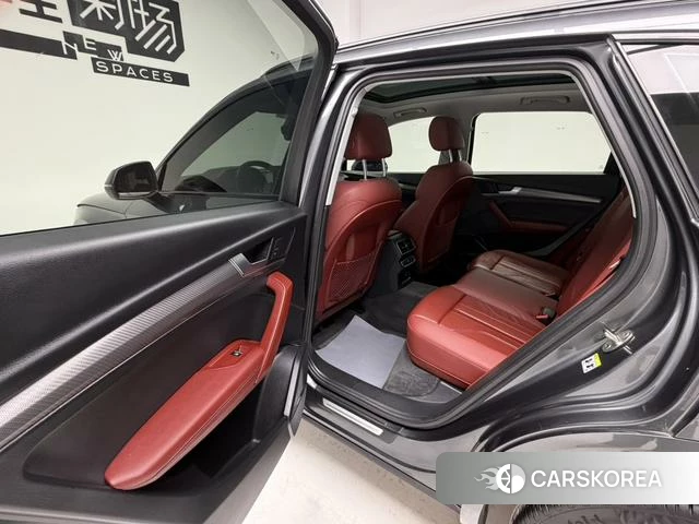 Audi Q5L id 4291151 из Китая 12