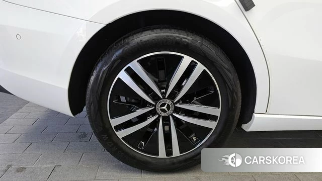 Mercedes-Benz A-Class W177 id 3840102 из Кореи 15