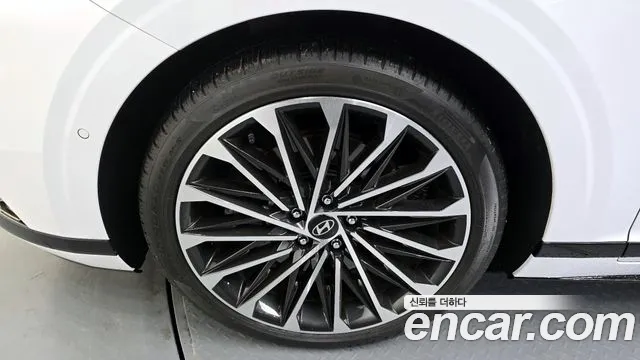 Hyundai Grandeur (GN7) id 2619371 из Кореи 15