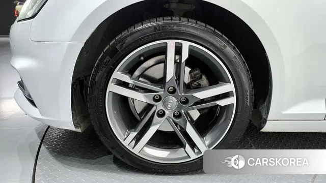 Audi A4 (B9) id 3616842 из Кореи 15